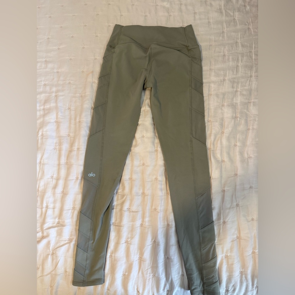 ALO Yoga Leggings